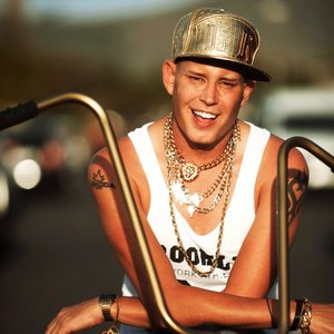 Liezel Pieters biography | Last.fm
