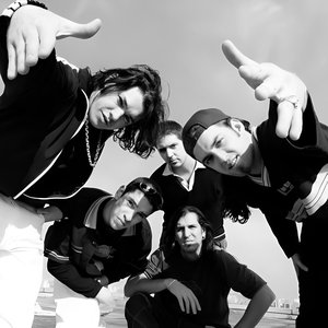 Charlie Brown Jr. 的头像
