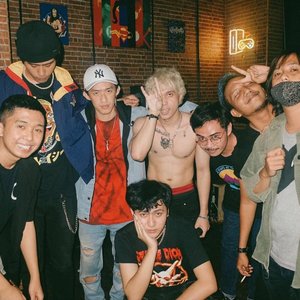 Avatar for brokenboys