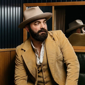 Drew Holcomb