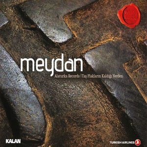 Meydan - Taş Plakların Kaldığı Yerden