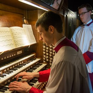 Martin Baker: Westminster Cathedral Choir için avatar