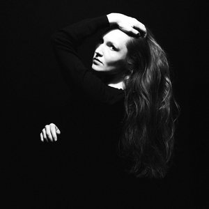 Im kalten Februar Regen - Single