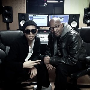 Rap Monster x Warren G 的头像