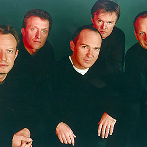 De Mono photo provided by Last.fm