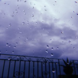 Rainy Day Lovers - Single