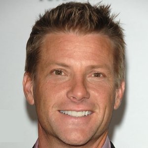 Doug Savant 的头像