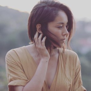 Kina Grannis için avatar