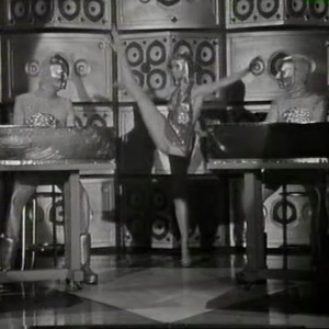 Droids photo provided by Last.fm