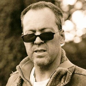 Steve Lake 的头像