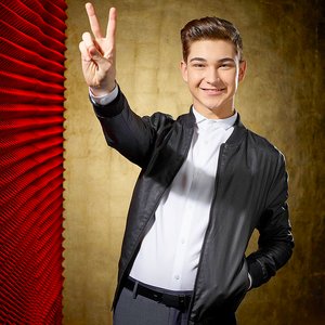 Lowell Oakley 的头像