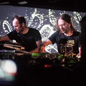 Thom Yorke & Nigel Godrich 的头像