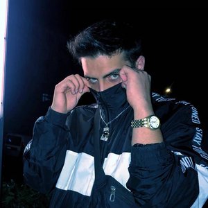 Crony 的头像