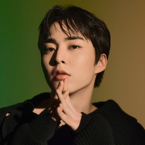 “Xiumin”的封面