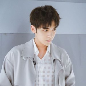 Avatar for 徐均朔