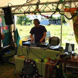 DJ Jespar 的头像