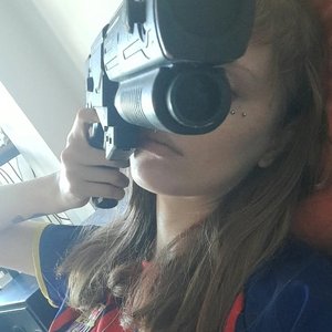 Laura Sad 的头像