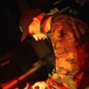 DJ Davo 的头像