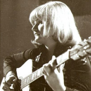 Selda photo provided by Last.fm