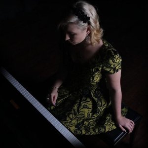 Natalya Plays Piano 的头像