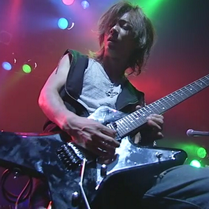 Syu photo provided by Last.fm