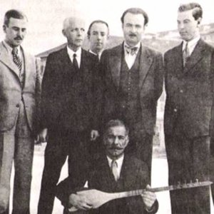 Abd-ol-Hoseyn Shahnāzi 的头像