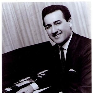 The Joe Bucci Trio 的头像