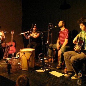 Image for 'Guille Airoldi y Adentro'