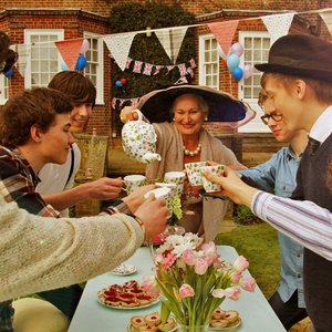 Imagem de 'Grandma's Tea Party'