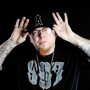 Alaska Redd 的头像