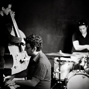 Laurent Coulondre Trio のアバター