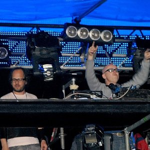 Zdjęcia dla 'oliver huntemann & stephan bodzin'