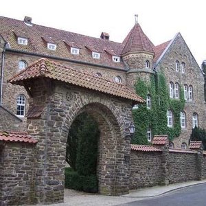 Аватар для Benedictine Monks of the Abbey of Saint-Maurice & Saint-Maur, Clervaux