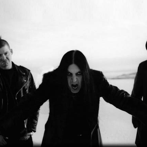 Crest of Darkness photo provided by Last.fm