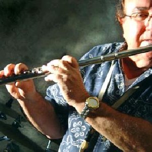 'Nilo Espinosa Y Orquesta' için resim