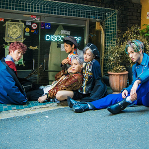 SHINee photo provided by Last.fm
