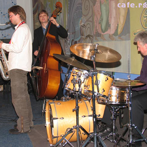 Café photo provided by Last.fm