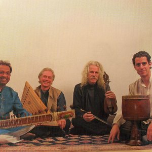 Nayan Ghosh, Paul Grant, Ross Daly & Bijan Chemirani 的头像