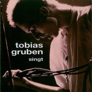 Tobias Gruben singt