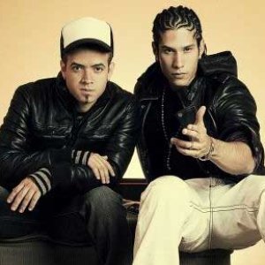 Chino y Nacho Ft.Divino 的头像