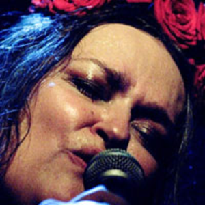 Mônica Passos photo provided by Last.fm