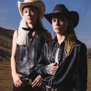 “Julien Baker & TORRES”的封面