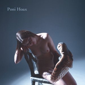 “Poni Hoax”的封面