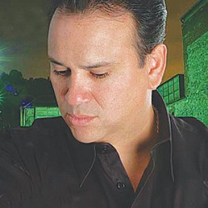 Roger Velasquez 的头像