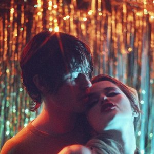 iceage, Sky Ferreira 的头像