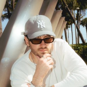 Blank Sense için avatar