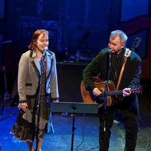 John Prine feat. Iris DeMent 的头像