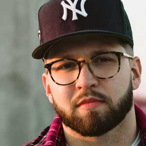 Andy Mineo live