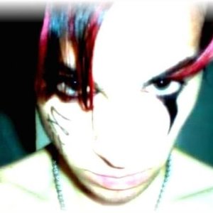 +La'Death:flower+ 的头像