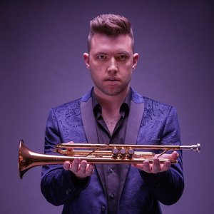 Louis Dowdeswell Big Band 的头像